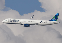 JETBLUE_A321_N950JT_JFK_0917_5_JP_small1.jpg