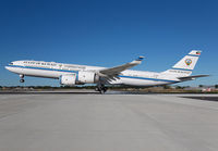 KUWAITGOVERNMENT_A340-500_9K-GBA_JFK_0915_5_JP_small.jpg