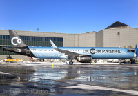 LACOMPAGNIE_A321NEO_F-HBUZ_EWR_0222_JP_small.jpg