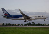 LAN_767-300_CC-CWV_MIA_1214D_JP_small.jpg