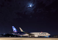 Filename=LAN_767-300_LV-CKU_MIA_0114B_JP_small.jpg
Filesize=95KiB
Dimensions=1000x695
Date added=Sep 05, 2014 LAN_767-300_LV-CKU_MIA_0114B_JP_small.jpg