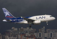 LAN_A318_HC-CHM_UIO_1209C_JP_small.jpg