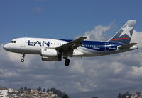 LAN_A319_CC-COZ_UIO_1208_JP_small.jpg