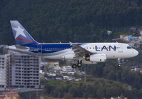 LAN_A319_CC-CPQ_UIO_1208D_JP_small.jpg