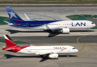 LAN_TACA_LAX_0213_JP_small~0.jpg