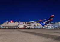 LATAM_787-9_CC-BGS_MIA_1023_JP_small.jpg