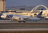 LOT_787-9_SP-LSD_LAX_1122_1_JP_small.jpg