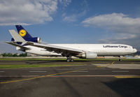 LUFTHANSACARGO_MD11F_D-ALCL_UIO_1209E_JP_small.jpg