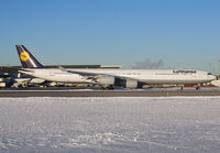 LUFTHANSA_340-600_D-AIHZ_JFK_0115_JP_small.jpg