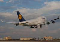 Filename=LUFTHANSA_747-400_D-ABVX_MIA_0104C_JP_small.jpg
Filesize=120KiB
Dimensions=1000x695
Date added=Jul 24, 2012 LUFTHANSA_747-400_D-ABVX_MIA_0104C_JP_small.jpg