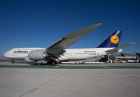 Filename=LUFTHANSA_747-400_D-ABYD_LAX_0213N_JP_small.jpg
Filesize=125KiB
Dimensions=1000x695
Date added=Mar 07, 2013 LUFTHANSA_747-400_D-ABYD_LAX_0213N_JP_small.jpg