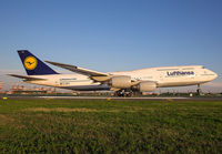 LUFTHANSA_747-8_D-ABYA_EWR_0915_2_JP_small.jpg