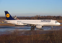 LUFTHANSA_A320_D-AIZM_MUC_021B_JP_small.jpg