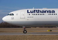 LUFTHANSA_A330-300_D-AIKI_MUC_0315E_jP_small.jpg