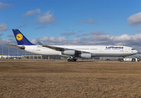 LUFTHANSA_A340-300_D-AIFC_MUC_0214B_JP_small.jpg