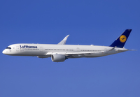 LUFTHANSA_A350-900_D-AIXE_JFK_0422A_JP_smal.jpg