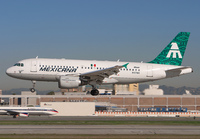 MEXICANA_A319_N429MX_LAX_1204_JP_small1.jpg