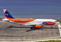 MYTRAVEL_A320_G-CRPH_CFU_0802_JP_small1.jpg