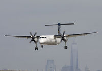 PORTER_Q400_EWR_414C_JP_small.jpg