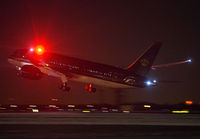 ROYALJORDANIAN_787_JY-BAC_JFK_0115D_JP_small.jpg