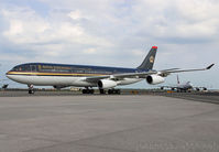 ROYALJORDANIAN_A340-300_JY-AIA_JFK_0902_JP_small1.jpg