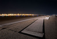 RUNWAY26R_MIA_1013AE_JP_small.jpg