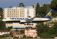 RYANAIR_737-800_EI-EML_CFU_0814G_JP_small.jpg