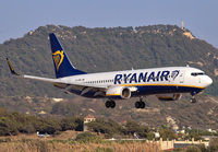 RYANAIR_737-800_EI-FRO_RHO_0818_1_JP_small.jpg