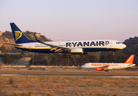 RYANAIR_EASYJET_RHO_0818_JP_small.jpg