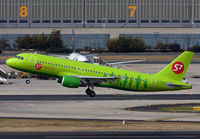 S7_A320_VP-BOT_FRA_0909B_JP.jpg