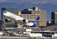 SAS_A350-900_SE-RSB_LAX_1221A_JP_small.jpg