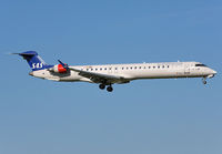 SAS_CRJ900_OY-KFK_AMS_0415_JP_small.jpg