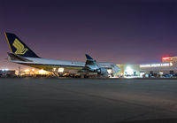 SINGAPORECARGO_747-400F_9V-SFM_LAX_1109_JP_small2.jpg