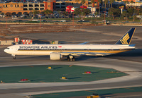 SINGAPORE_777-300_9V-SNC_LAX_1117_JP_small.jpg