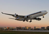 SINGAPORE_A340-500_9V-SGB_LAX_1110_JP_small.jpg