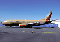 SOUTHWEST_737-300_N668SW_BUR_0400C_jP_small.jpg