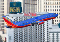 SOUTHWEST_737-300_N669SW_LAS_0116_3_JP_small.jpg