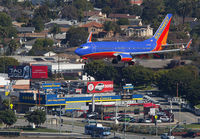 SOUTHWEST_737-700_N208WN_LAX_0213B_JP_small2.jpg