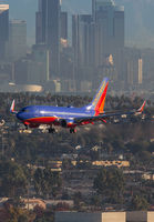 SOUTHWEST_737-700_N280WN_LAX_1114_JP_small.jpg