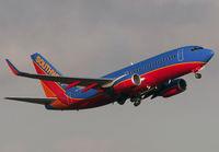 SOUTHWEST_737-700_N470WN_FLL_0106_JP.jpg