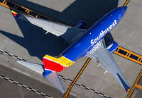 SOUTHWEST_737-700_N7818L_LAX_1115_1_JP_small.jpg