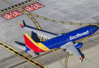 SOUTHWEST_737-700_N8670A_LAX_1117_5_JP_small.jpg