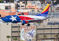 SOUTHWEST_737-700_N931WN_LAX_1117_3_JP_small.jpg