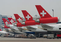 SWISSAIR_MD11_HB-IWH_ZRH_0802B_JP_small.jpg