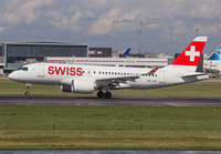 SWISS_C-SERIES_HB-JBH_LHR_0817_JP_small.jpg