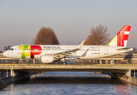 TAP_A320_CS-TMW_AMS_1118_2_JP_small.jpg