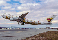 THAI_747-400_HS-TGO_LAX_0301_JP_small1.jpg