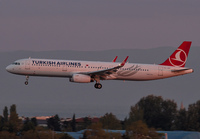 TURKISH_A321_TC-JSV_IST_1018_4_JP_small.jpg