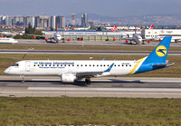 UKRAINEINTERNATIONAL_E190_UR-EMB_IST_1018C_1_JP_small.jpg