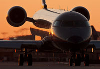 UNITEDEXPRESS_CRJ700_LAX_1109_JP_smallx.jpg